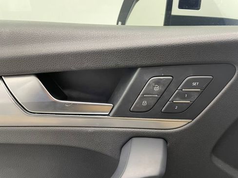Used 2020 Audi Q5 2.0T Premium w/ Titanium Sport Package image 33