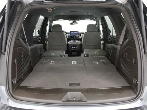 Used 2021 Chevrolet Tahoe LT image 12