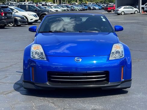 Used 2007 Nissan 350Z Touring RWD image 13