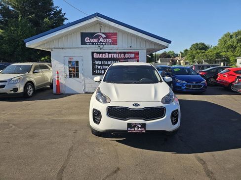 Used 2018 Kia Sportage LX AWD/4WD image 2