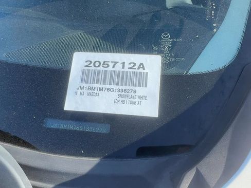 Used 2016 MAZDA MAZDA3 i Touring w/ Popular Equipment Package FWD image 19