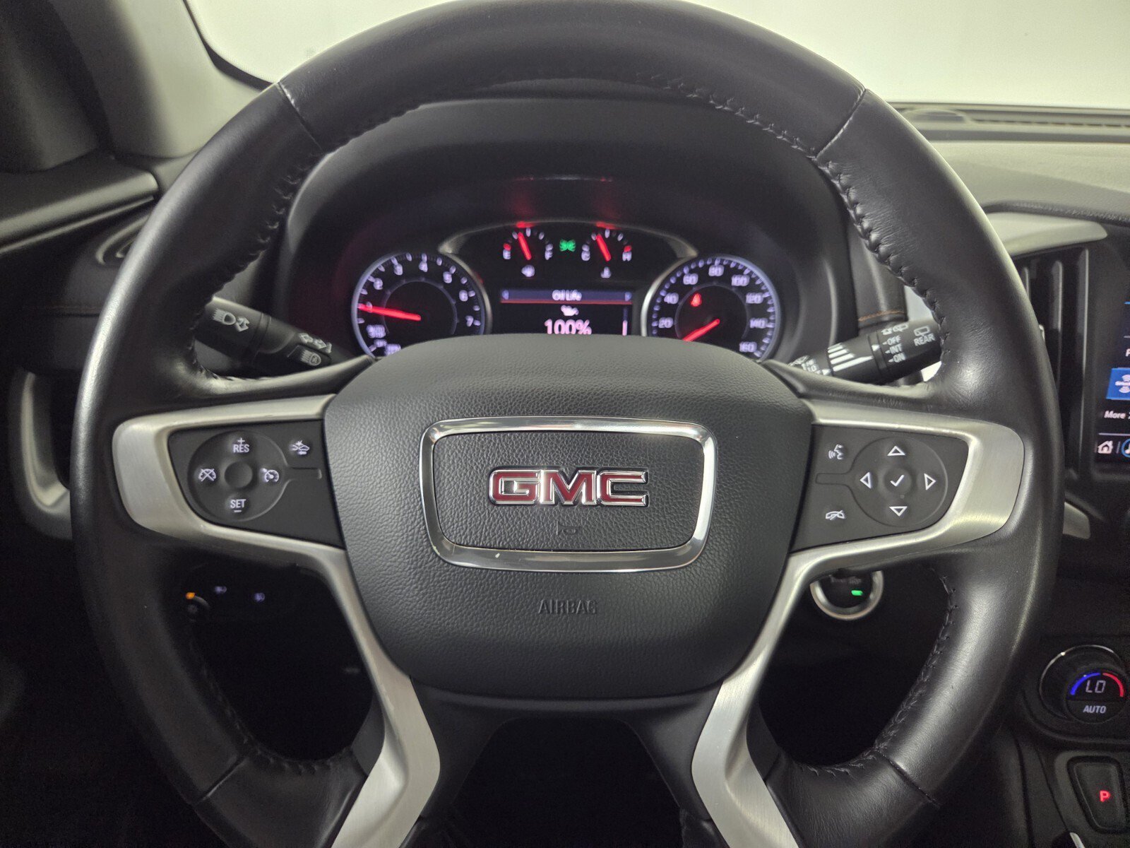 Used 2020 GMC Terrain SLT FWD image 15