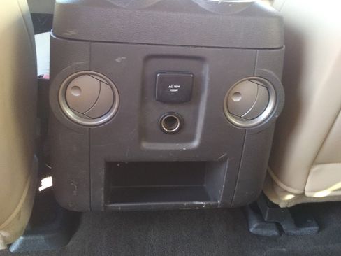 Used 2013 Ford F350 Lariat w/ Lariat Interior Pkg image 12