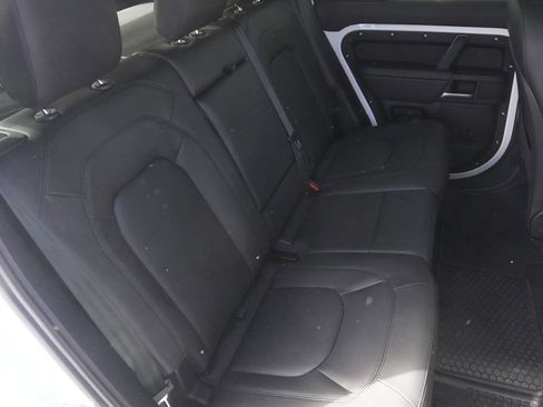 New 2026 Land Rover Defender 110 X-Dynamic SE image 27