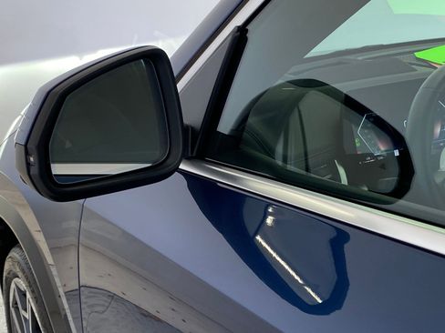 Used 2025 BMW X1 xDrive28i w/ Premium Package image 22