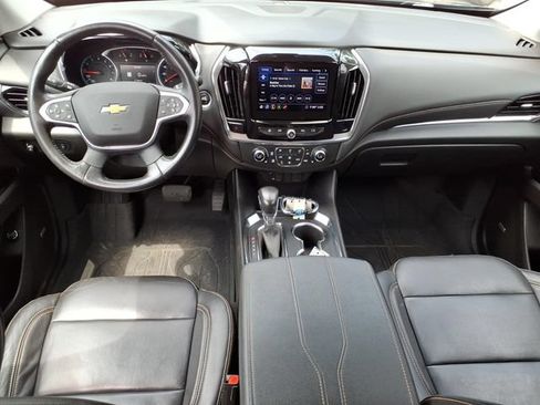 Used 2021 Chevrolet Traverse LT AWD/4WD image 16