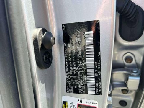 Used 2015 Toyota Venza Limited AWD/4WD image 22