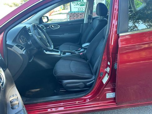 Used 2019 Nissan Sentra SV FWD image 7