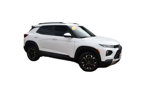 Used 2023 Chevrolet TrailBlazer LT w/ Convenience Package FWD image 2
