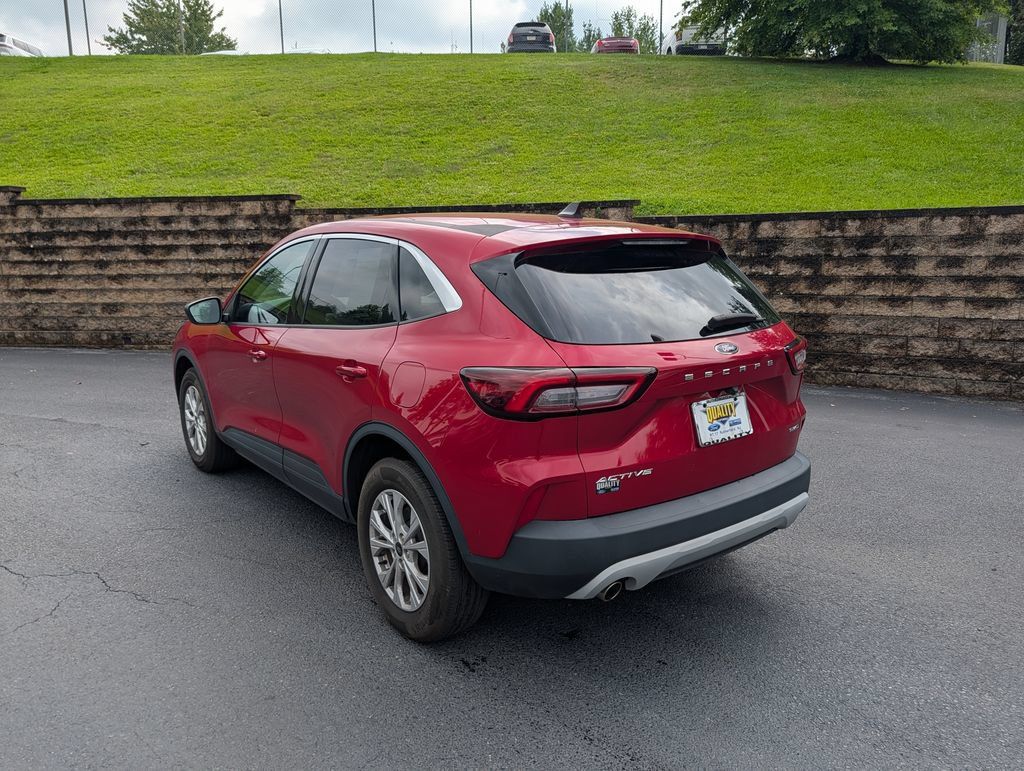 Used 2023 Ford Escape Active AWD/4WD image 8