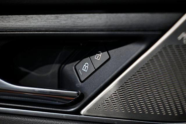 New 2026 Jaguar F-PACE R-Dynamic S AWD/4WD image 20