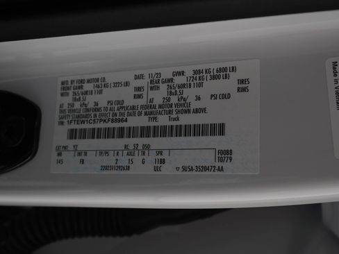 Used 2023 Ford F150 XLT w/ Equipment Group 302A High image 33