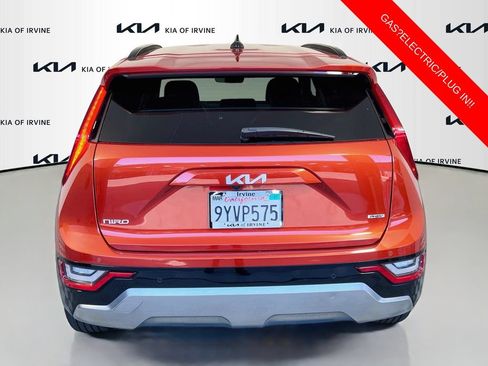 Certified 2023 Kia Niro SX Touring FWD image 7