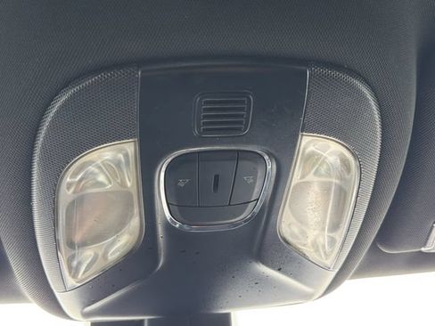 Used 2024 Jeep Compass Latitude AWD/4WD image 25