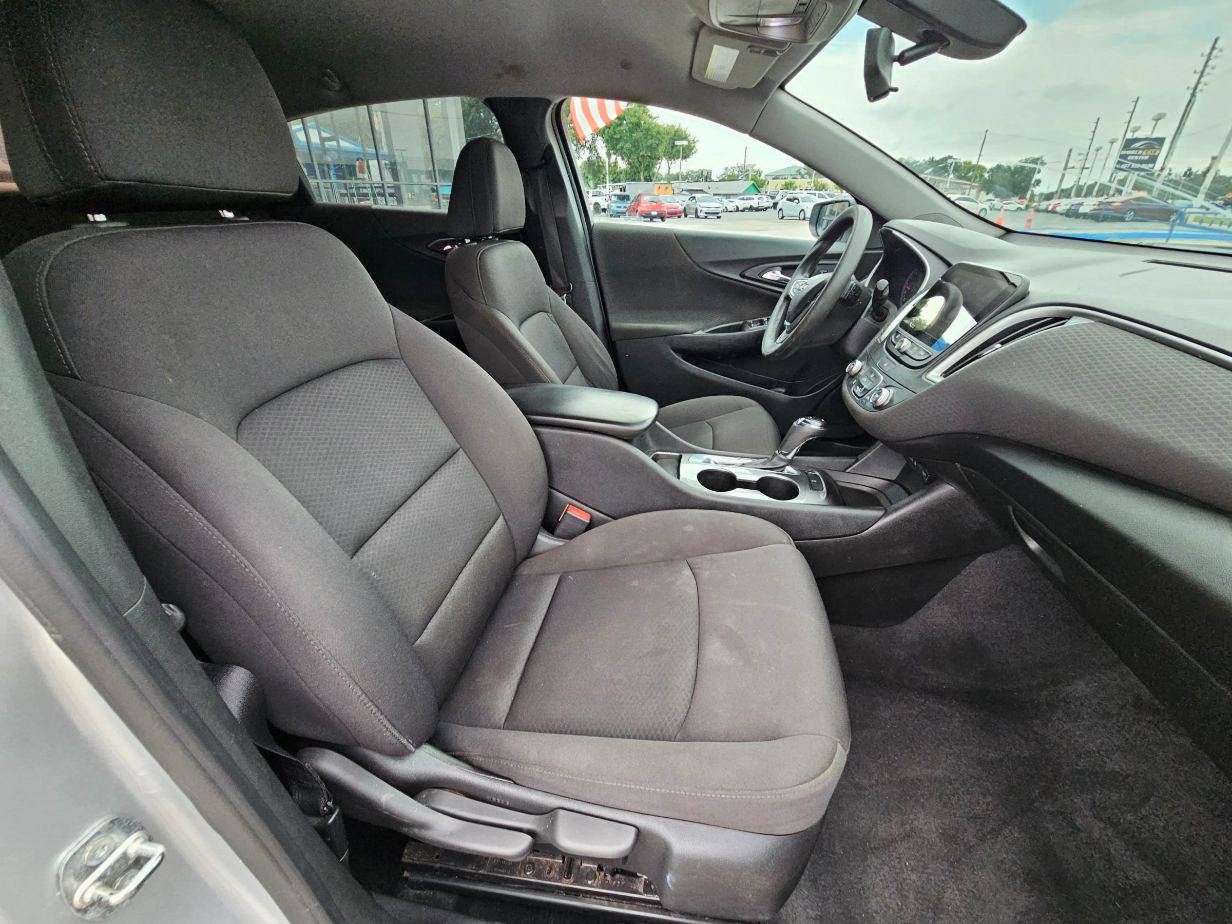 Used 2019 Chevrolet Malibu LS FWD image 10