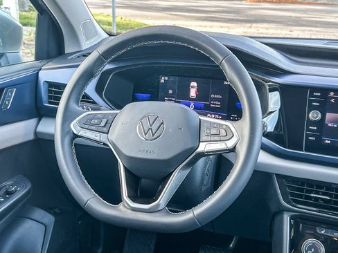 Certified 2023 Volkswagen Taos SE w/ Panoramic Sunroof Package FWD image 16