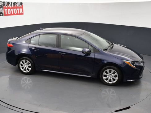 Used 2025 Toyota Corolla LE FWD image 20