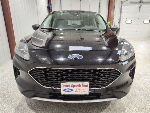 Used 2022 Ford Escape SE w/ Convenience Package AWD/4WD image 3