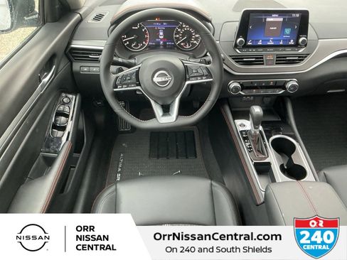 New 2025 Nissan Altima 2.5 SR image 14