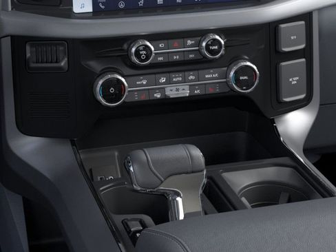 New 2025 Ford F150 Lightning XLT image 15