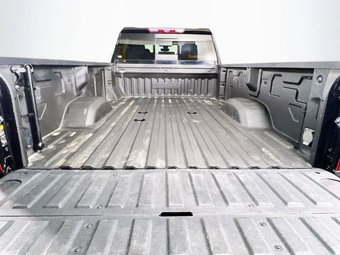 Certified 2022 Chevrolet Silverado 2500 High Country w/ LPO, Dark Essentials Package image 28