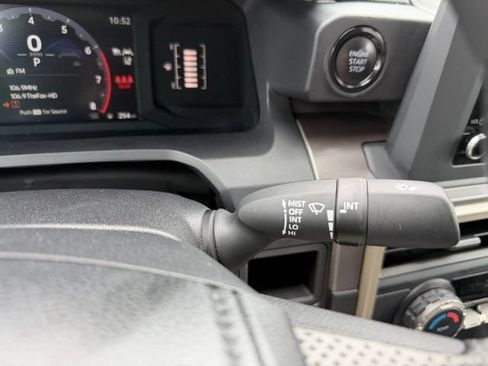 Used 2024 Toyota Tacoma SR5 AWD/4WD image 23