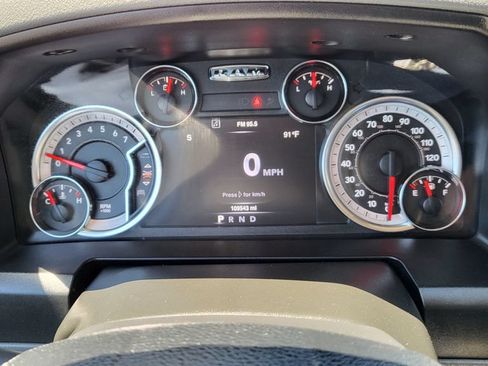 Used 2019 RAM 1500 Lone Star AWD/4WD image 30