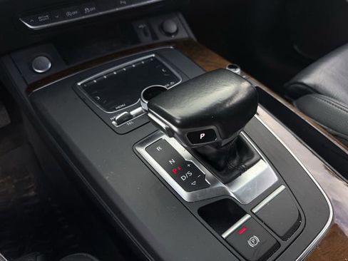Used 2018 Audi Q5 2.0T Premium Plus w/ Premium Plus Package AWD/4WD image 20