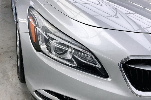 Used 2018 Buick LaCrosse Premium w/ Sun and Shade Package FWD image 26