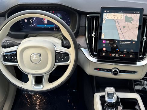 New 2026 Volvo XC90 T8 Ultra image 12