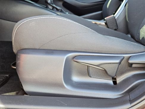 Used 2025 Toyota Corolla SE image 23