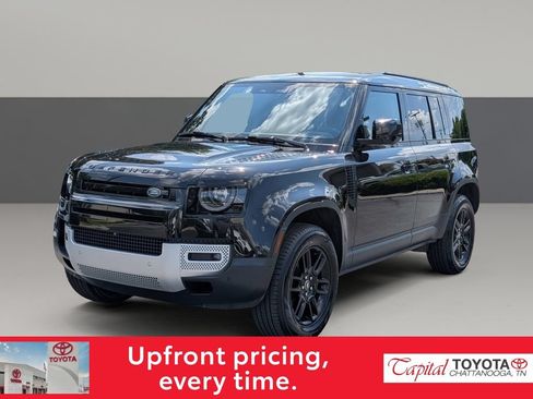 Used 2025 Land Rover Defender 110 S AWD/4WD image 4