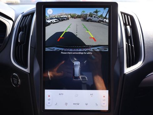 Used 2022 Ford Edge SEL image 30