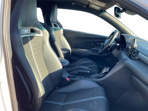 Used 2021 Hyundai Veloster N image 23