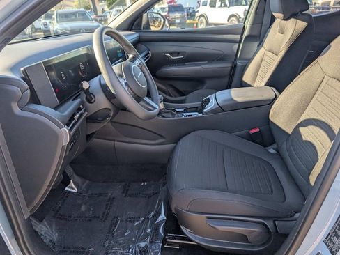 Used 2025 Hyundai Santa Cruz SE image 22