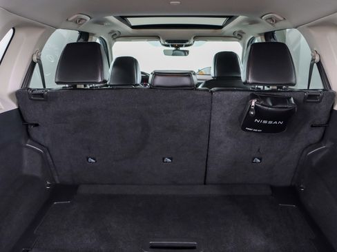 Used 2022 Nissan Rogue SL w/ SL Premium Package image 31