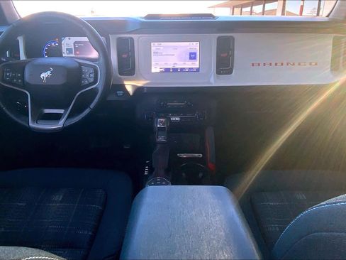 Certified 2023 Ford Bronco Heritage Edition image 15