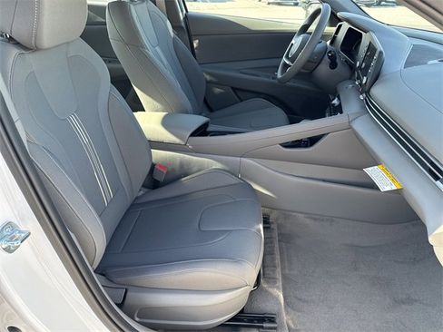 New 2026 Hyundai Elantra Blue image 13
