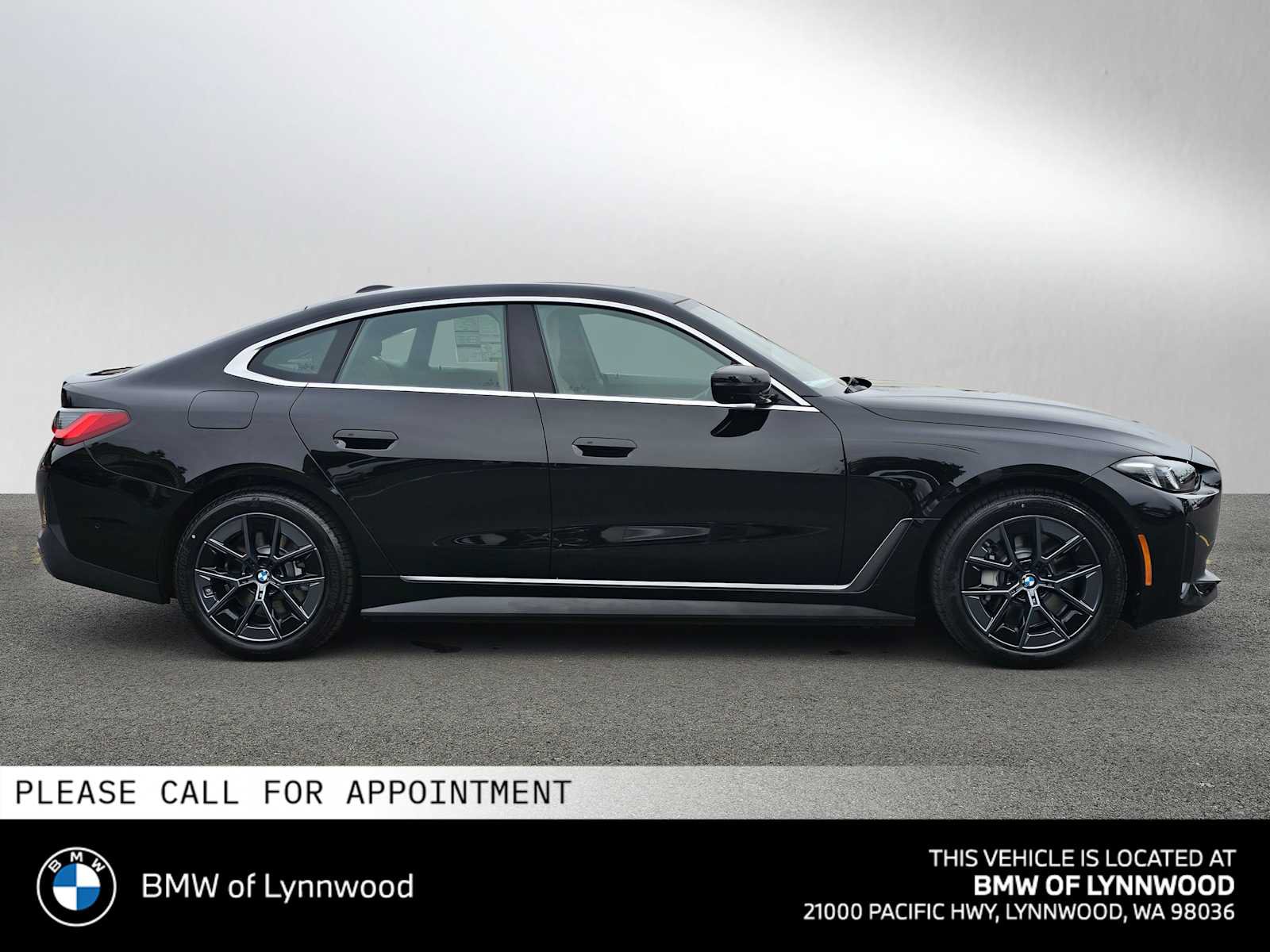 New 2026 BMW i4 xDrive40i w/ Parking Assistance Package AWD/4WD image 2