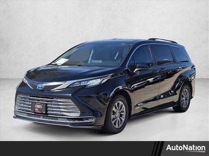 Used 2021 Toyota Sienna LE