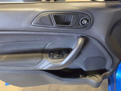 Used 2019 Ford Fiesta SE w/ Equipment Group 201A FWD image 5