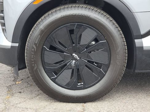 New 2025 Chevrolet Blazer EV LT image 25