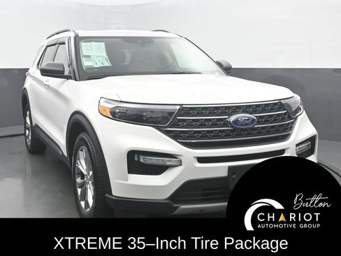 Used 2022 Ford Explorer XLT w/ Equipment Group 202A AWD/4WD image 8