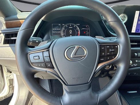 Used 2025 Lexus ES 350 w/ Premium Package FWD image 21