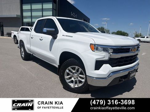 Used 2023 Chevrolet Silverado 1500 LT AWD/4WD image 1
