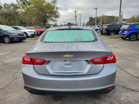 Used 2025 Chevrolet Malibu LT FWD image 9