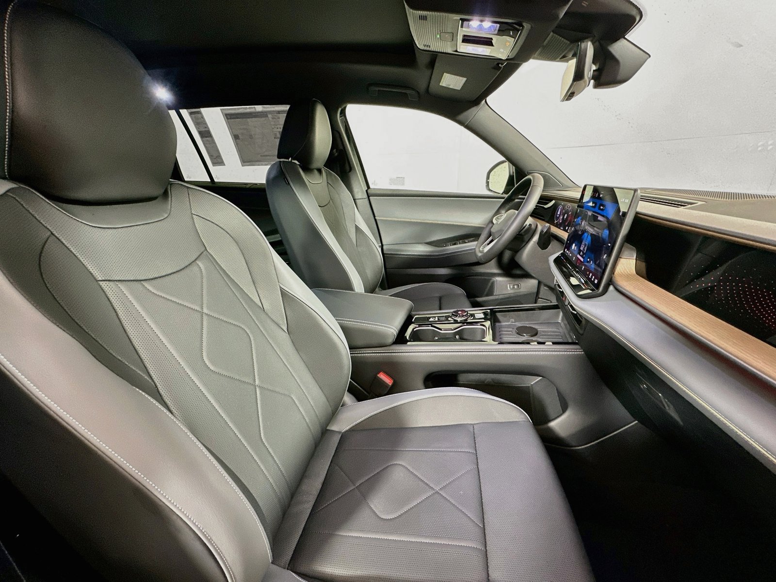 New 2027 Volkswagen Atlas SEL R-Line AWD/4WD image 30