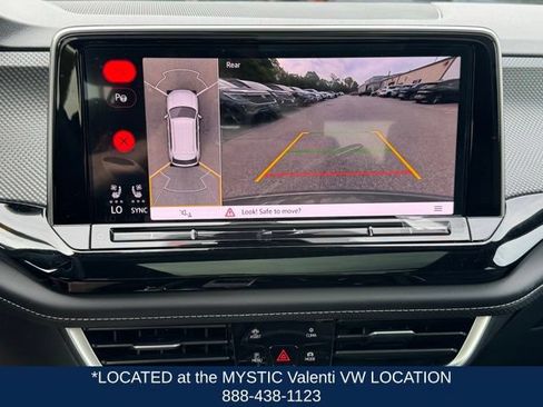 Certified 2026 Volkswagen Atlas Cross Sport SEL Premium R-Line AWD/4WD image 40