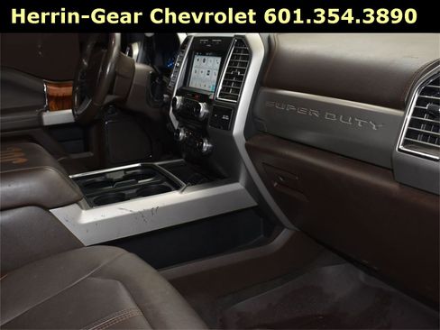 Used 2017 Ford F250 King Ranch w/ FX4 Off-Road Package image 25