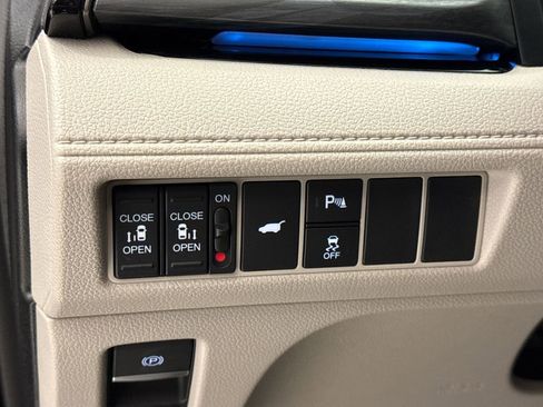New 2026 Honda Odyssey Elite image 25